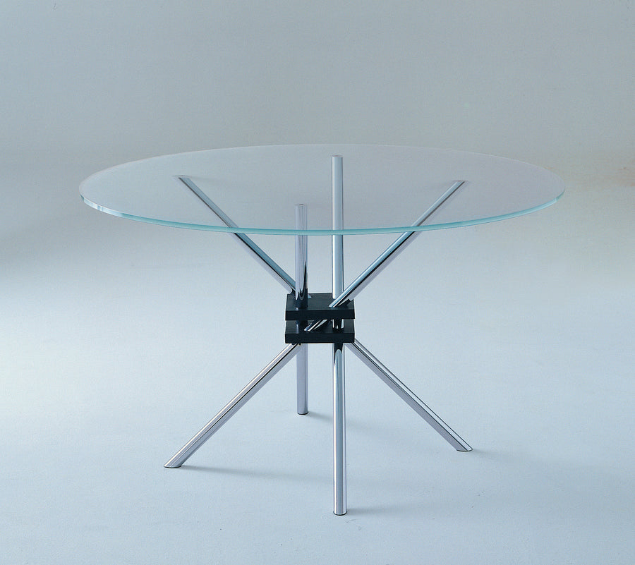 Glass Table by Takehiko Mizutani