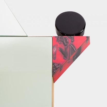 Diva | Mirror by Ettorse Sottsass for MEMPHIS Srl