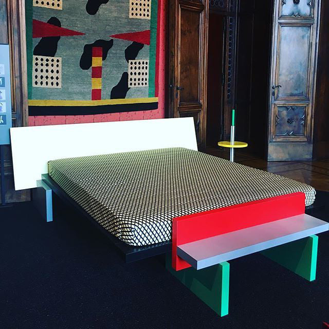 Horizon | Double Bed by Michele De Lucchi for MEMPHIS Srl