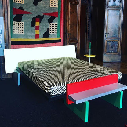 Horizon | Double Bed by Michele De Lucchi for MEMPHIS Srl