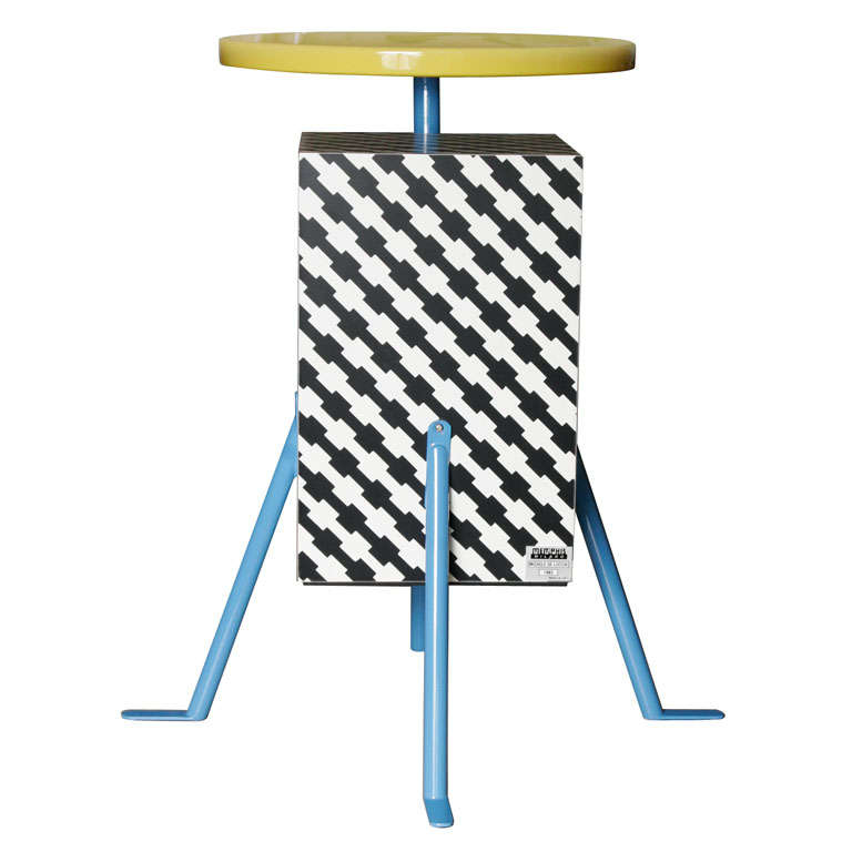 Kristall | Side Table by Michele De Lucchi for MEMPHIS Srl